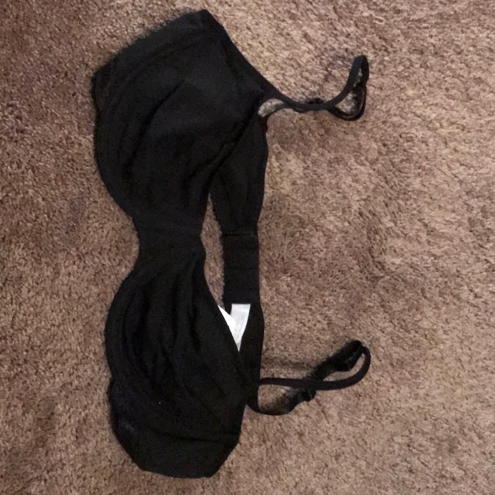 NWT Victoria’s Secret 36C Black Bra